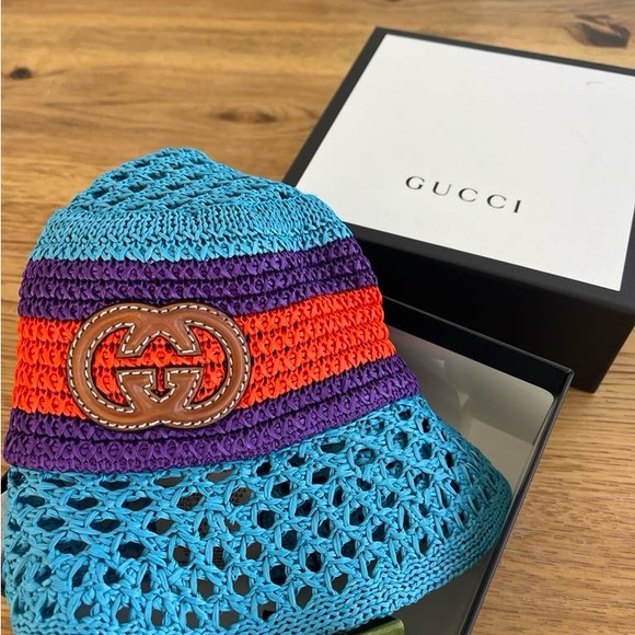 Gucci GG Appliqué Crochet Straw Bucket Hat - Picture 6 of 7